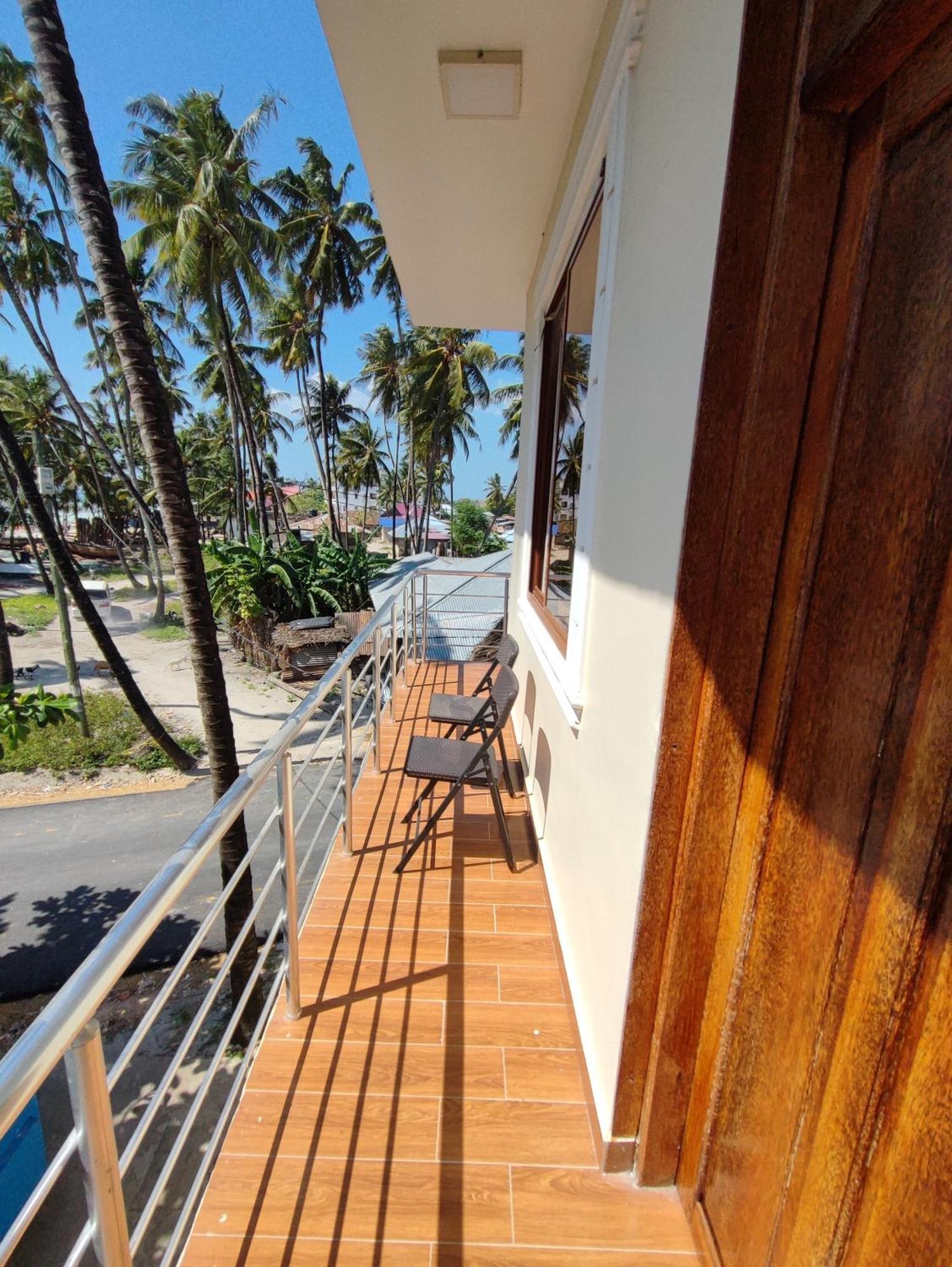 Aurora Beach Hotel Nungwi Exterior photo